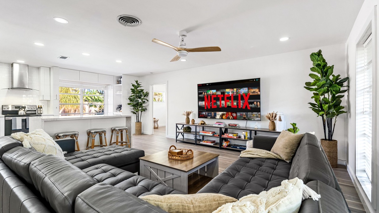 Photo of Livingroom in Hunt Club