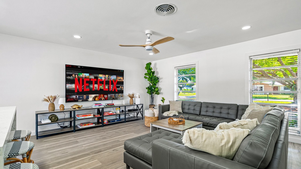 Photo of Livingroom in Hunt Club
