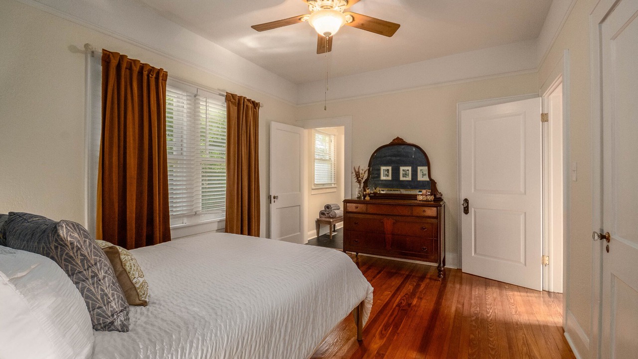 Photo of Bedroom in Lakeland