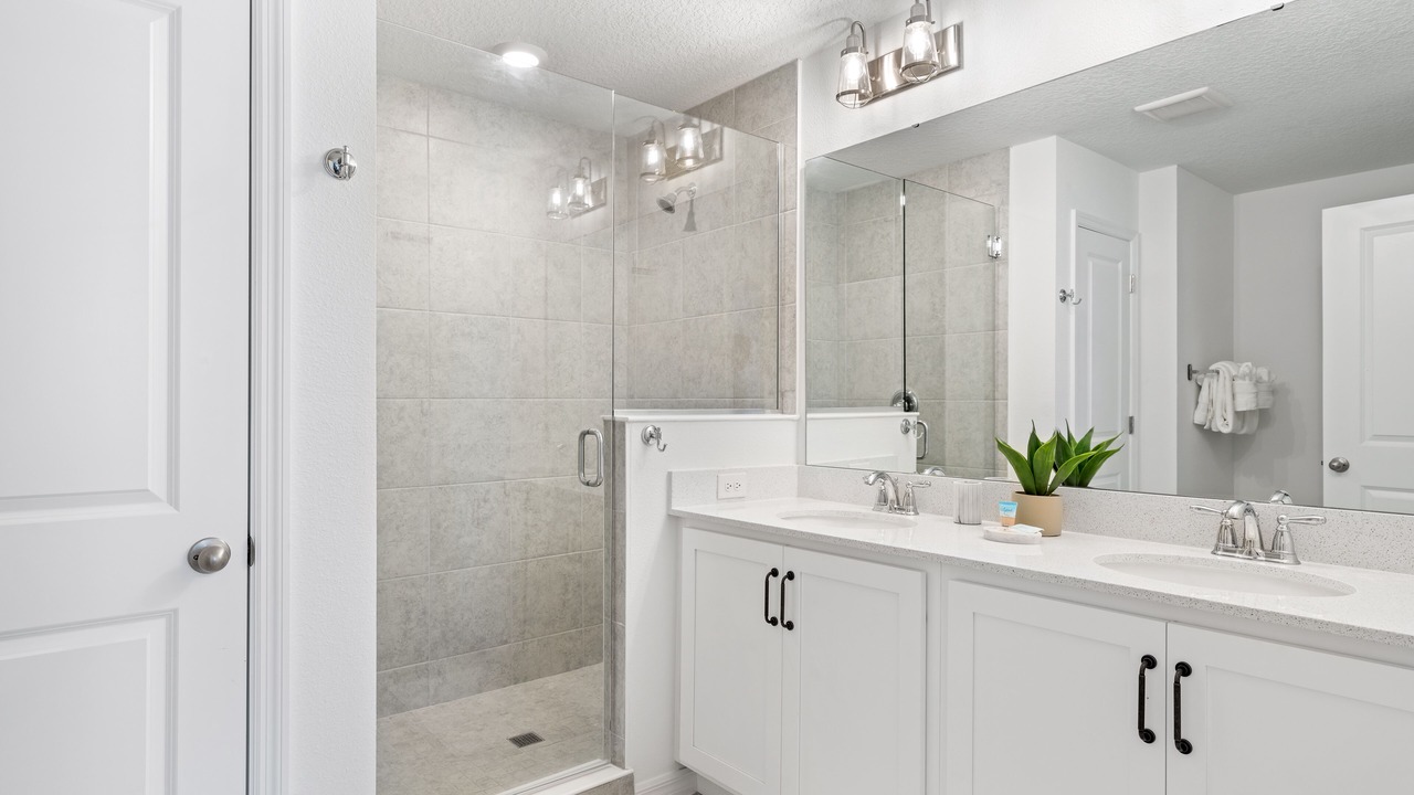 Photo of Bathroom in Davenport