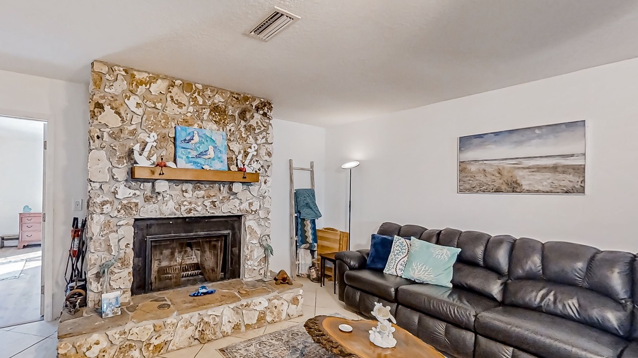 Photo of Livingroom in Port Orange