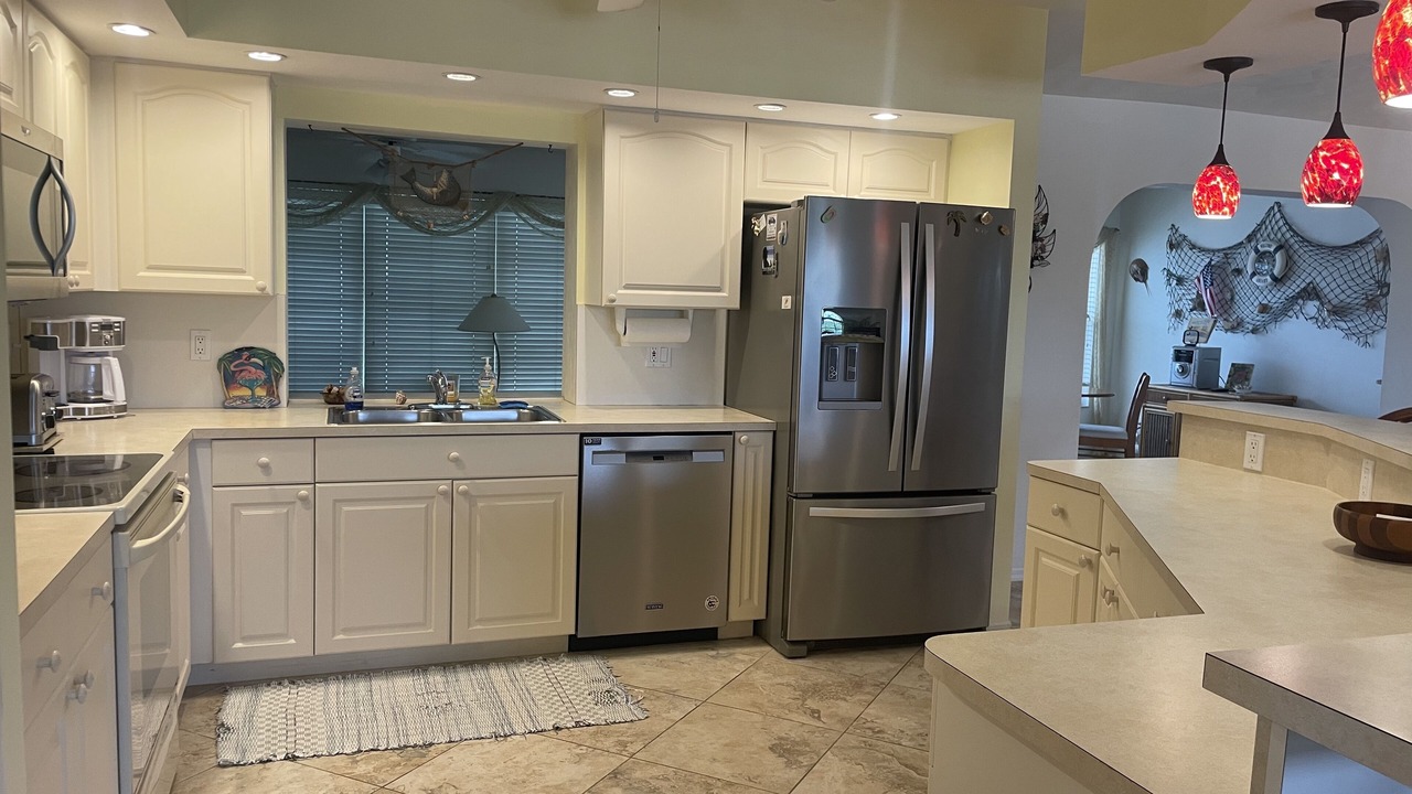 Photo of Kitchen in Saint James City