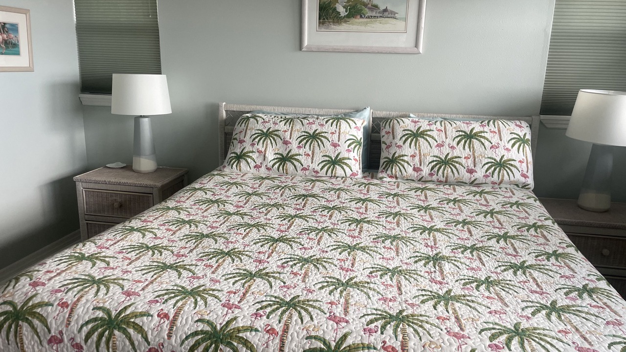 Photo of Bedroom in Bokeelia