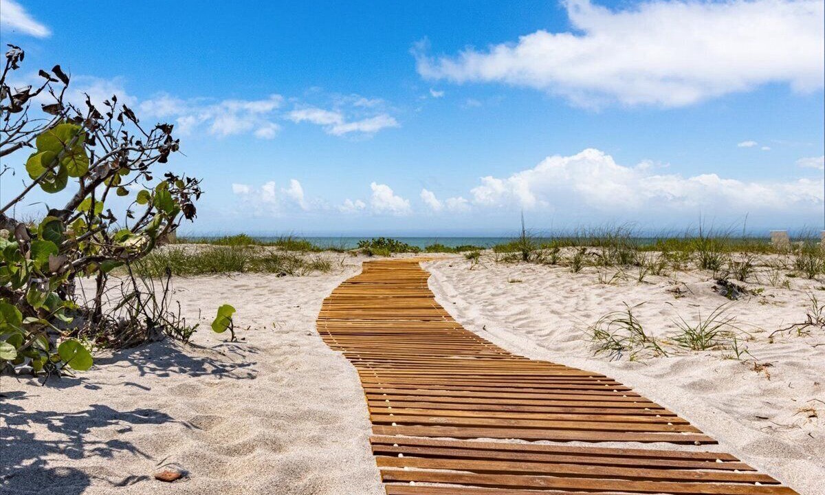 Photo of Others in Captiva