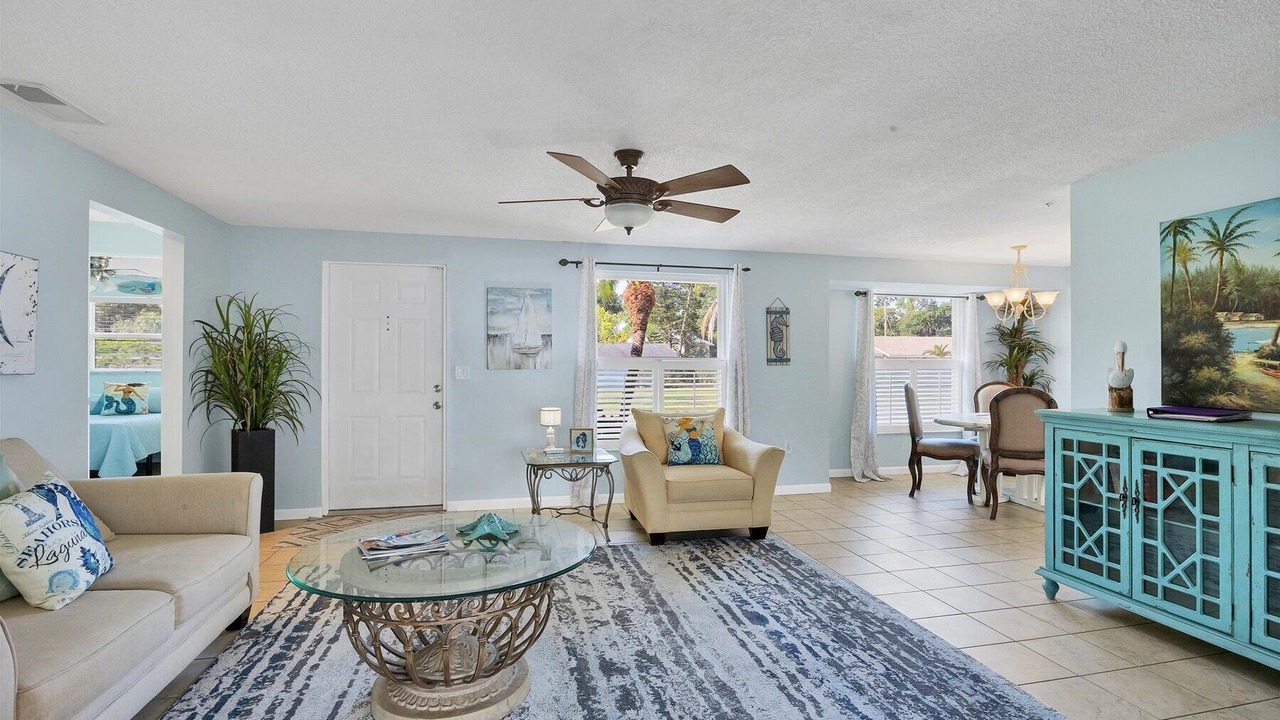 Photo of Livingroom in Whitfield