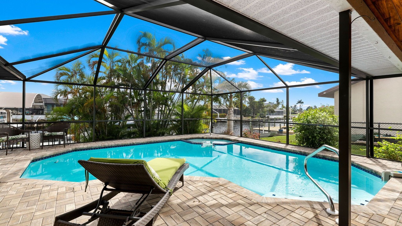 Photo of Outdoor in Lochmoor Waterway Estates