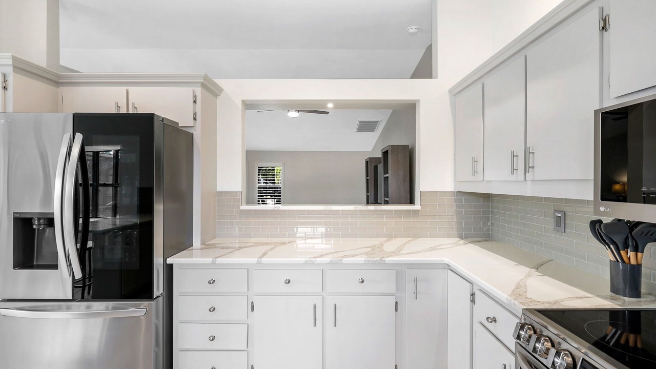 Photo of Kitchen in Lochmoor Waterway Estates