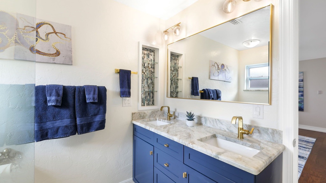 Photo of Bathroom in Lochmoor Waterway Estates