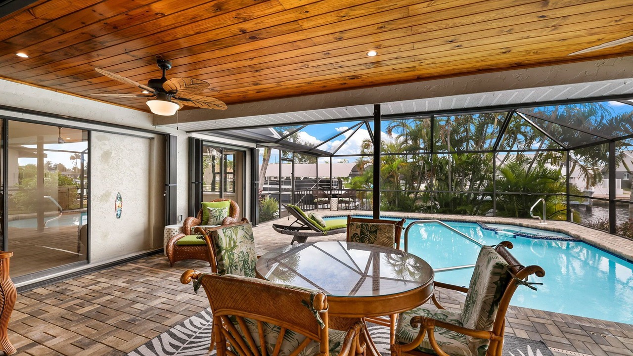 Photo of Outdoor in Lochmoor Waterway Estates