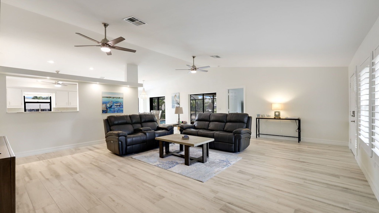 Photo of Bedroom in Lochmoor Waterway Estates