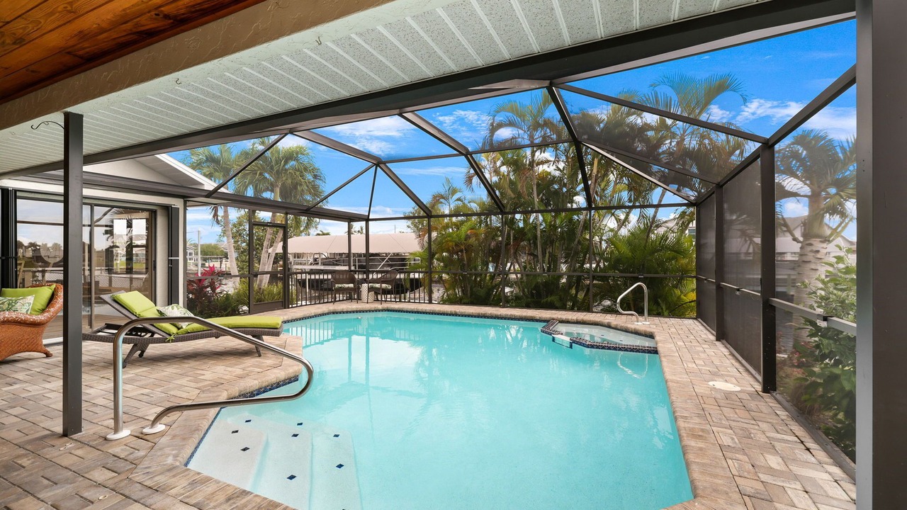 Photo of Outdoor in Lochmoor Waterway Estates