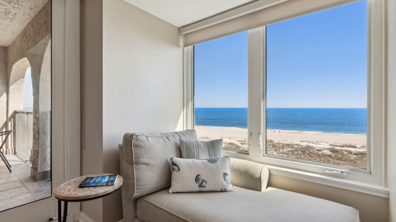 Photo of Livingroom in Fernandina Beach