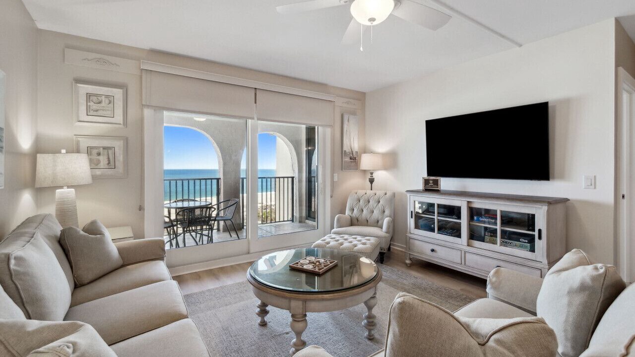 Photo of Livingroom in Fernandina Beach