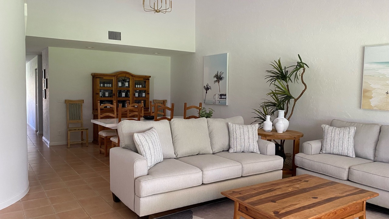 Photo of Livingroom in Hamptons at Boca Raton