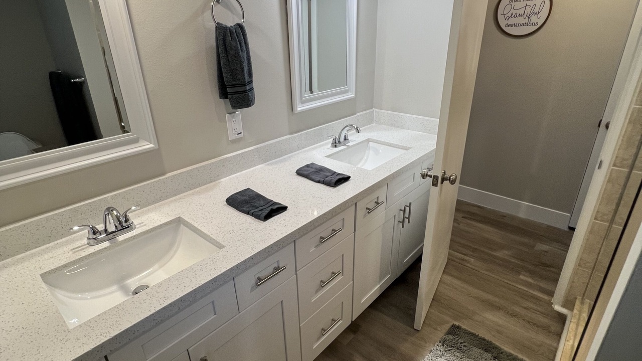 Photo of Bathroom in Venice Gardens