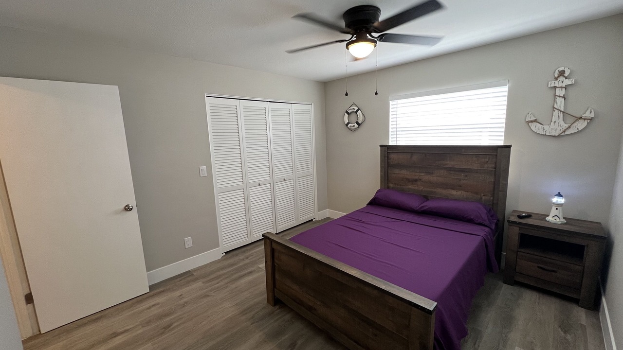 Photo of Bedroom in Venice Gardens