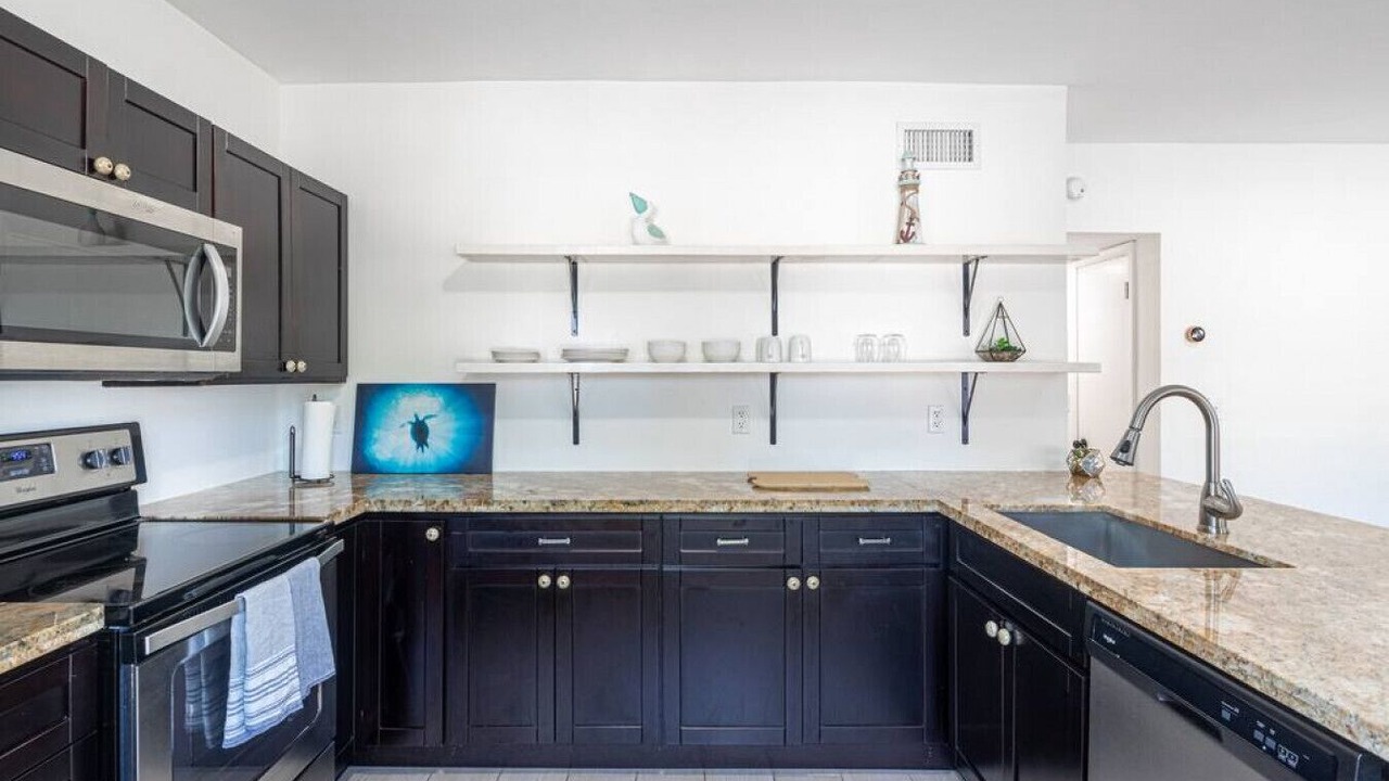 Photo of Kitchen in Bay Harbor Islands