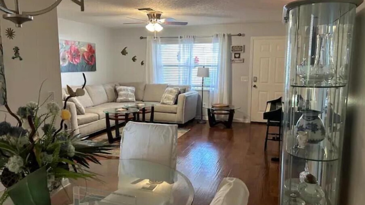 Photo of Livingroom in Lady Lake