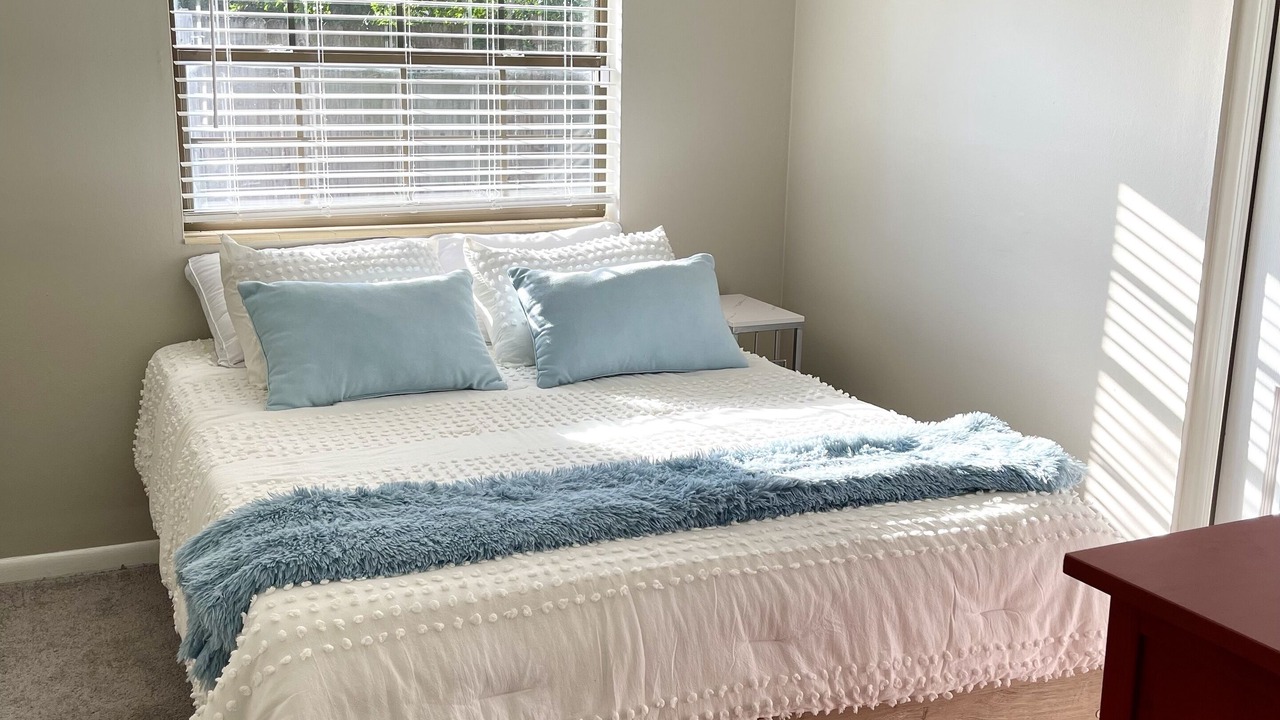 Photo of Bedroom in Northside