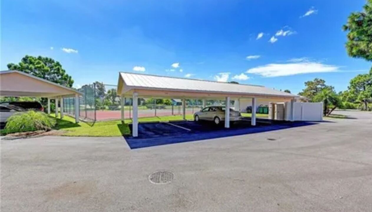 Photo of Outdoor in Englewood