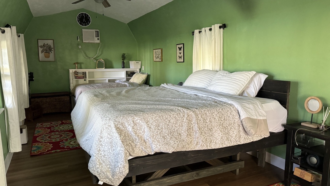 Photo of Bedroom in Dunnellon