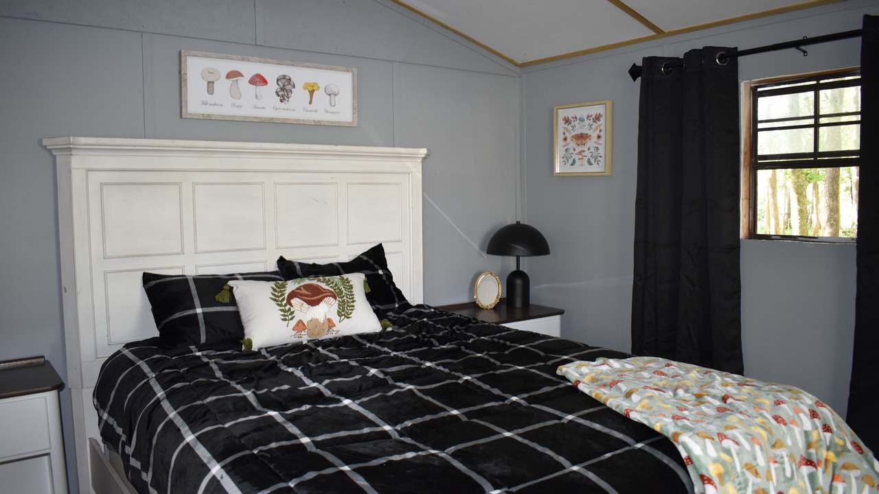 Photo of Bedroom in Dunnellon