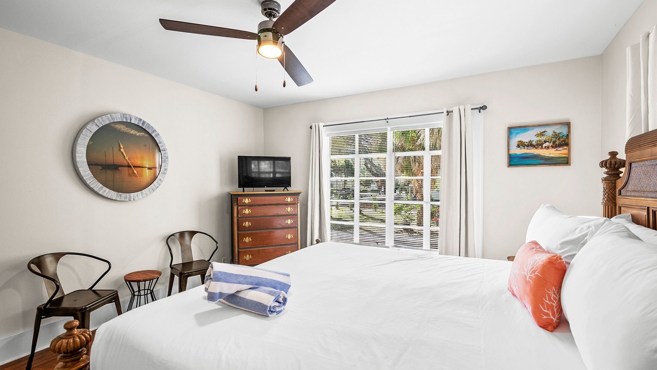 Photo of Bedroom in River District
