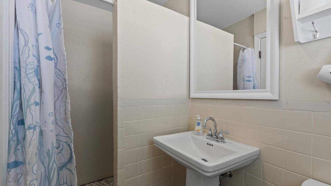 Photo of Bathroom in Painters Hill