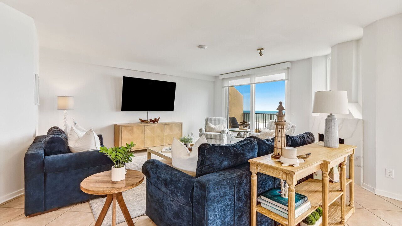 Photo of Livingroom in Fernandina Beach