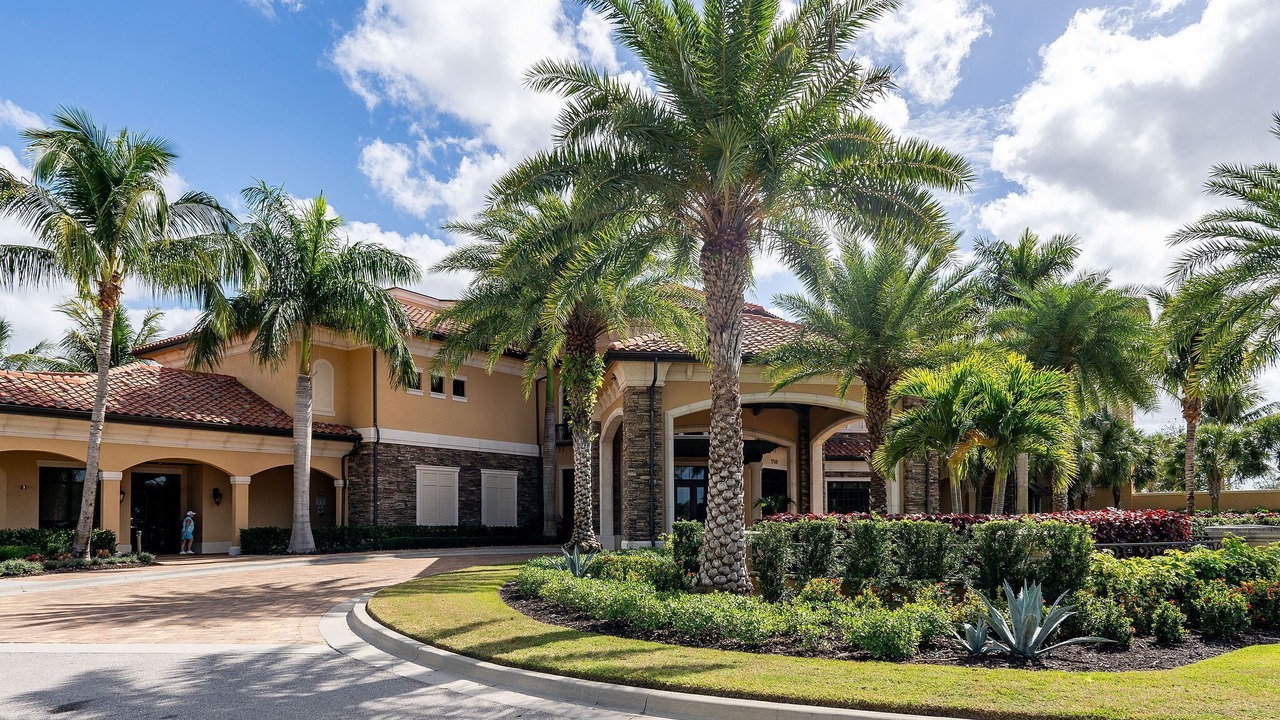 Photo of Outdoor in Naples