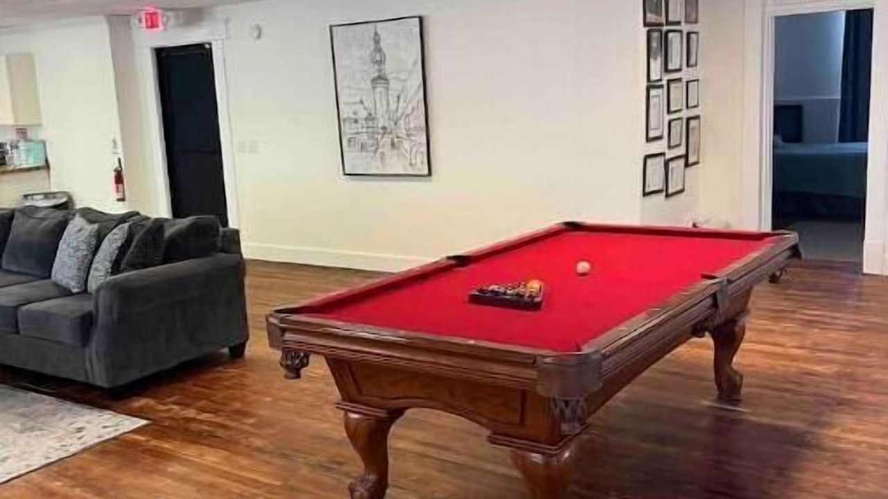 Photo of Bedroom in Le Barons Of Titusville