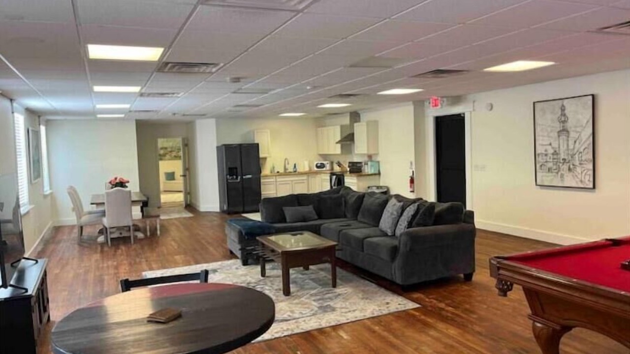 Photo of Livingroom in Le Barons Of Titusville