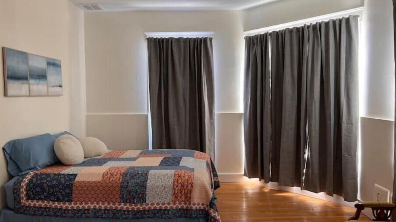 Photo of Bedroom in Le Barons Of Titusville