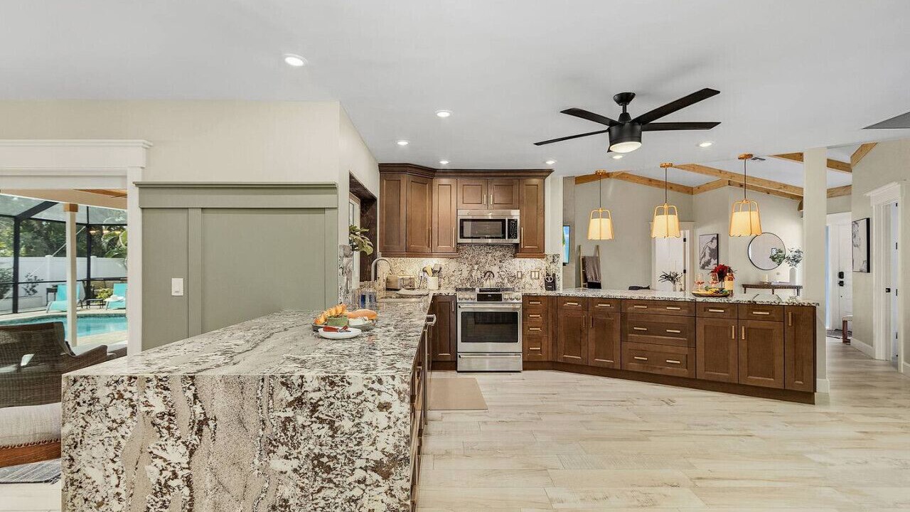 Photo of Bedroom in Cypress Lakes Estates
