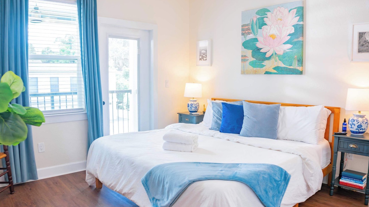 Photo of Bedroom in Pleasant Street