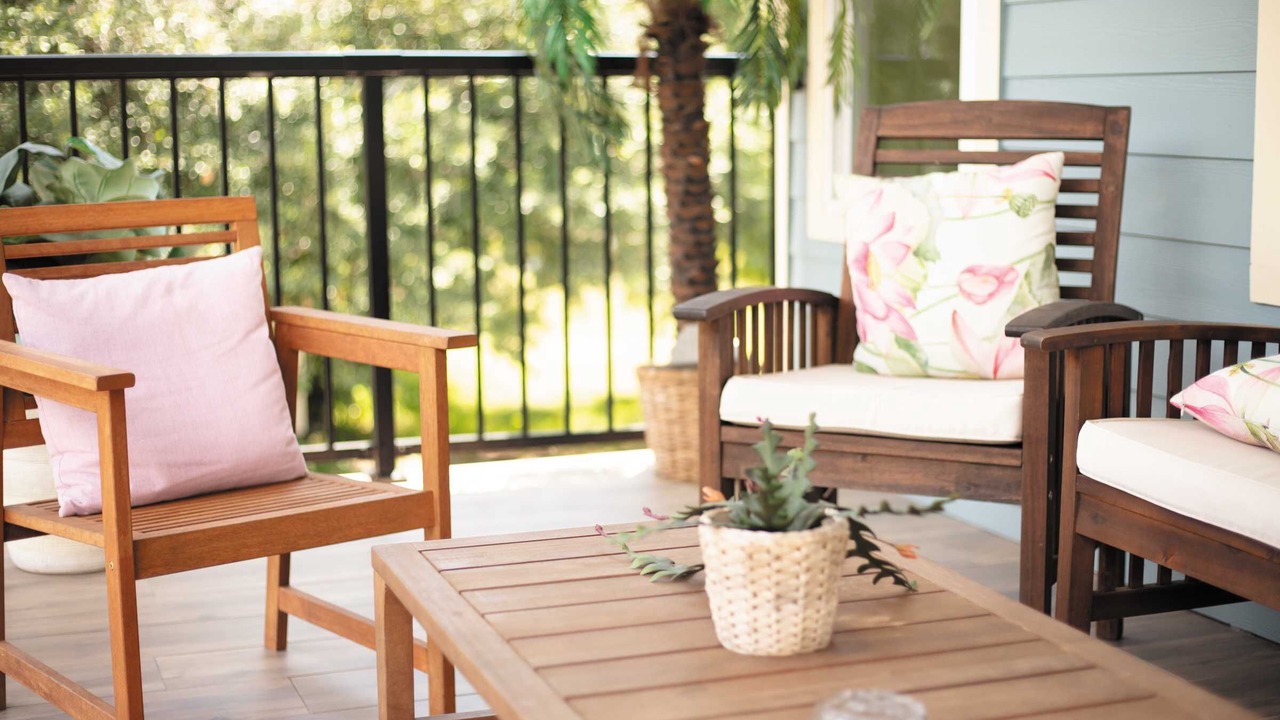 Photo of Patio Balcony in Pleasant Street