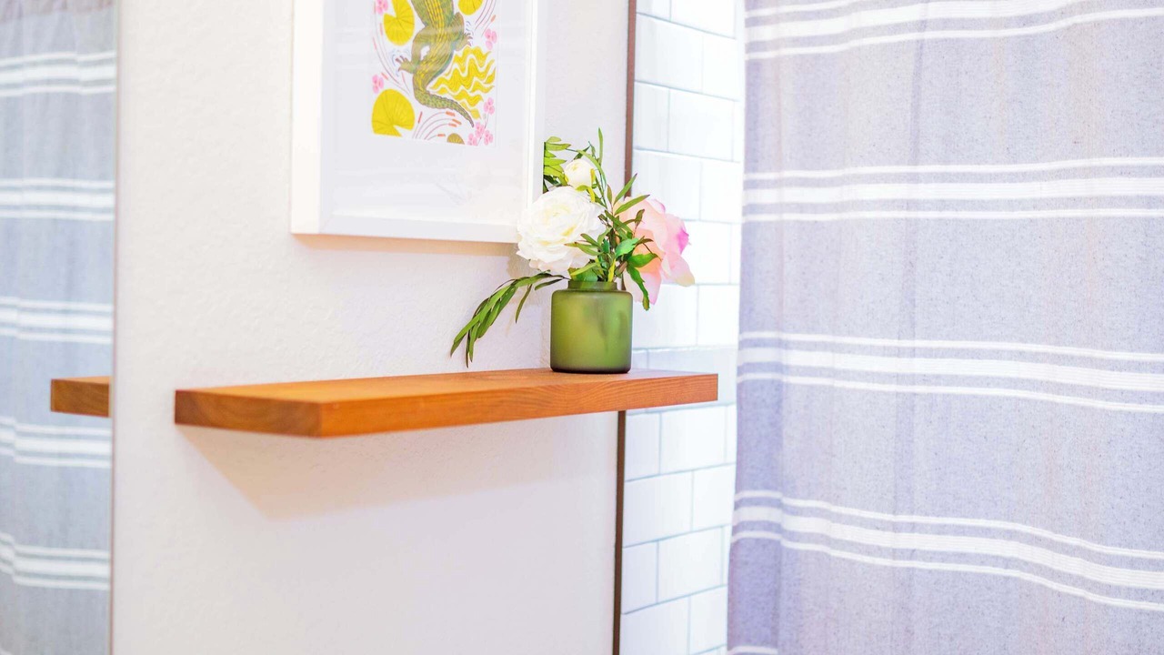 Photo of Bathroom in Pleasant Street