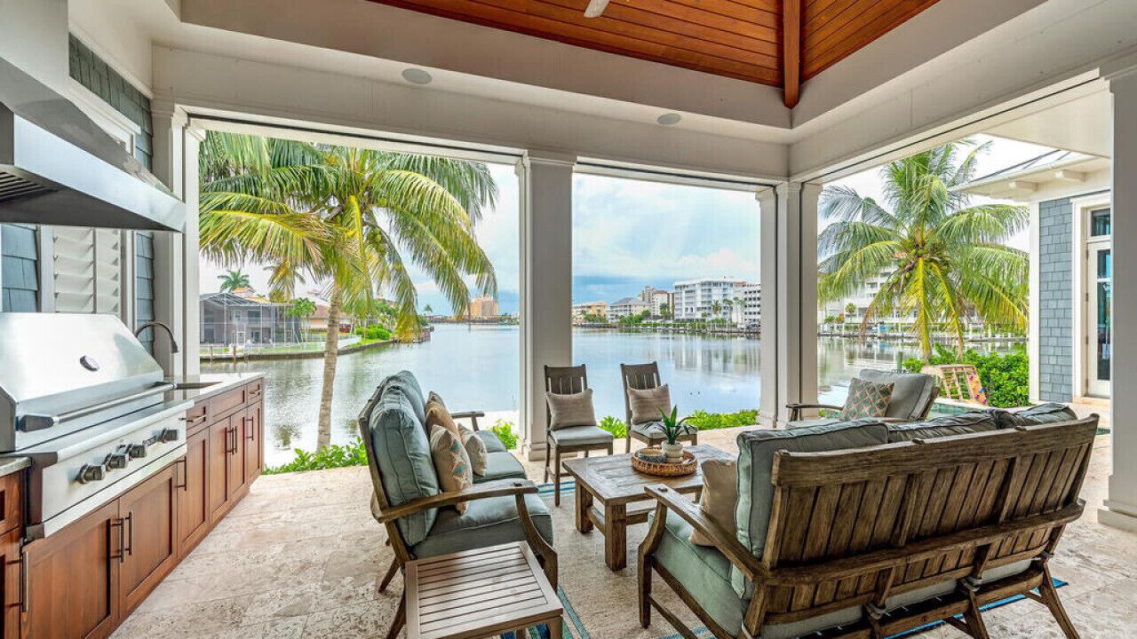 Photo of Patio Balcony in Vanderbilt Beach