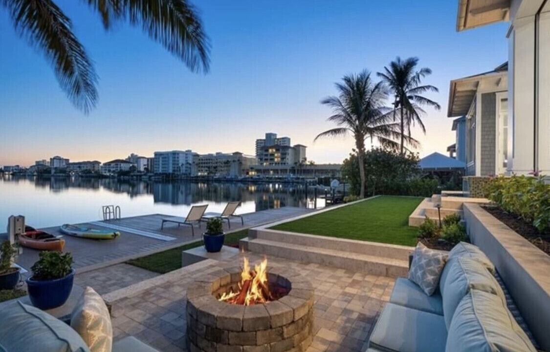 Photo of Patio Balcony in Vanderbilt Beach