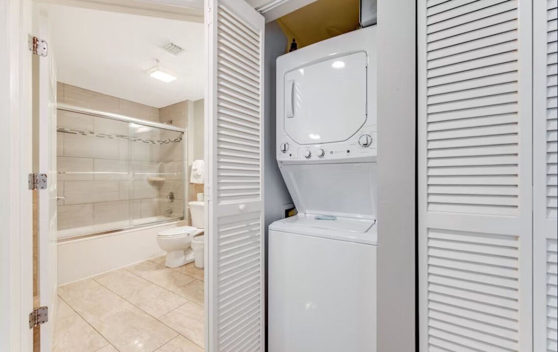 Photo of Bathroom in Smith's Memento