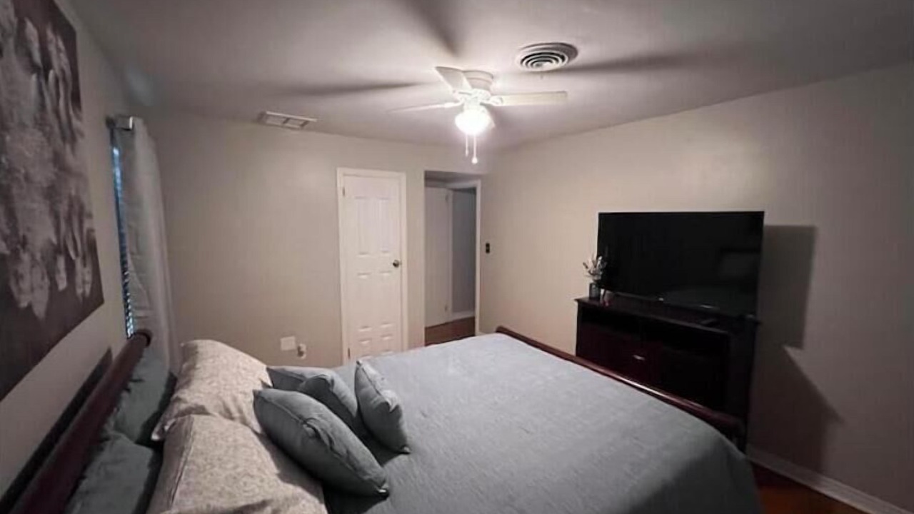 Photo of Bedroom in Tallahassee
