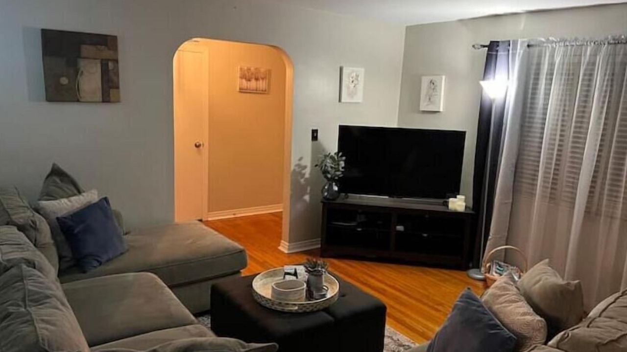 Photo of Livingroom in Tallahassee