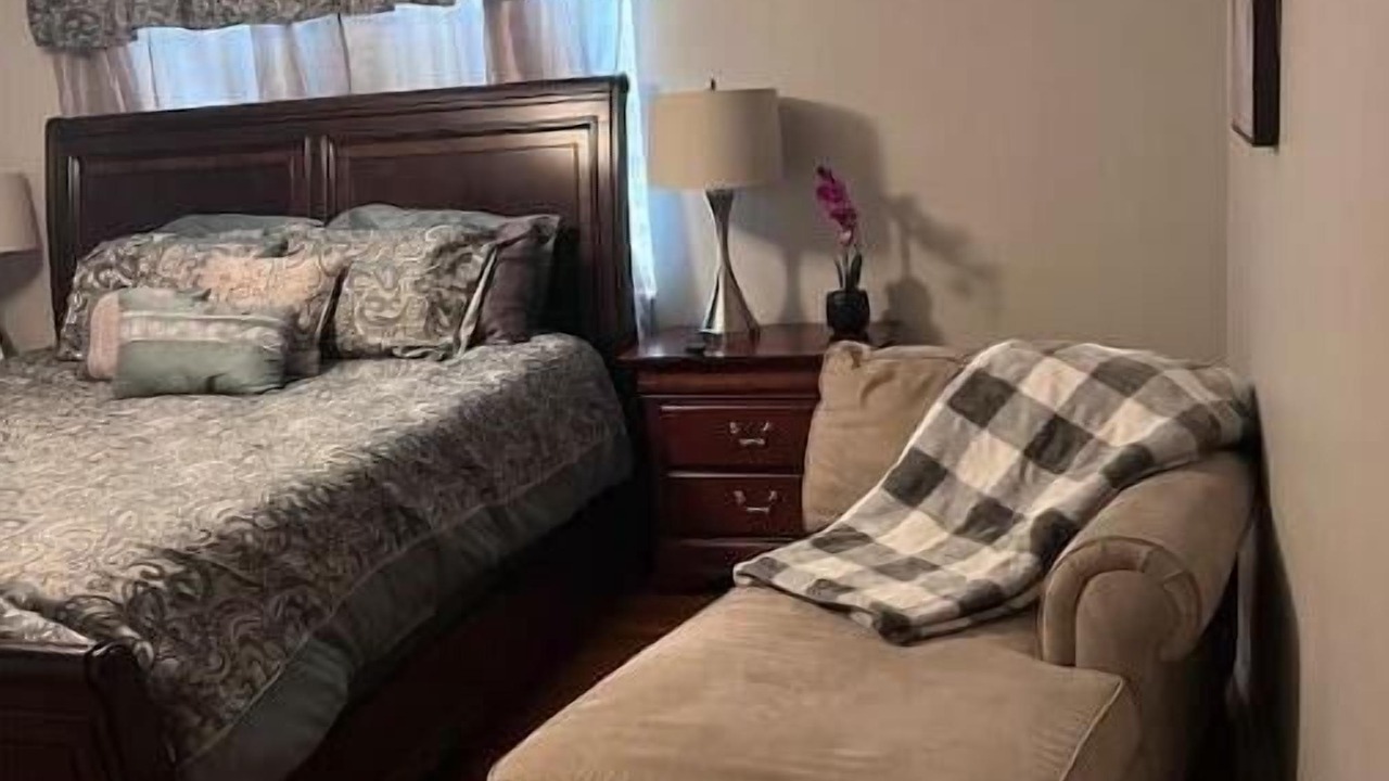 Photo of Bedroom in Tallahassee