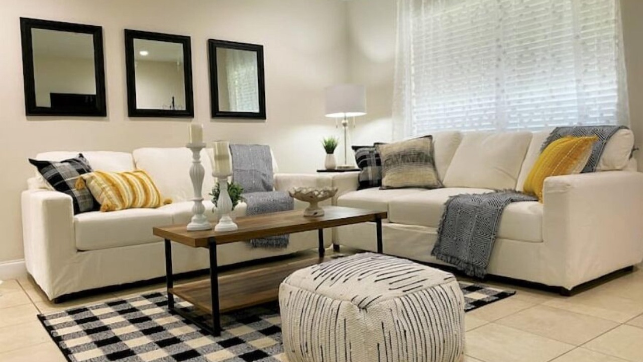 Photo of Livingroom in Palm Beach Gardens