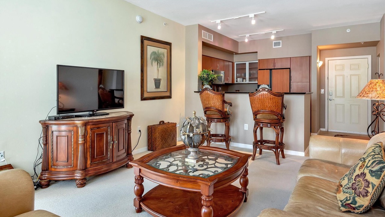Photo of Livingroom in East Ocean Ave