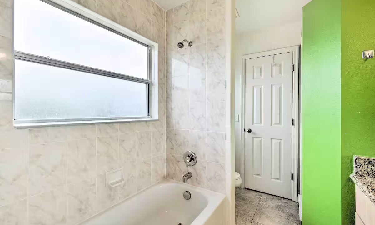Photo of Bathroom in Crystal Cove