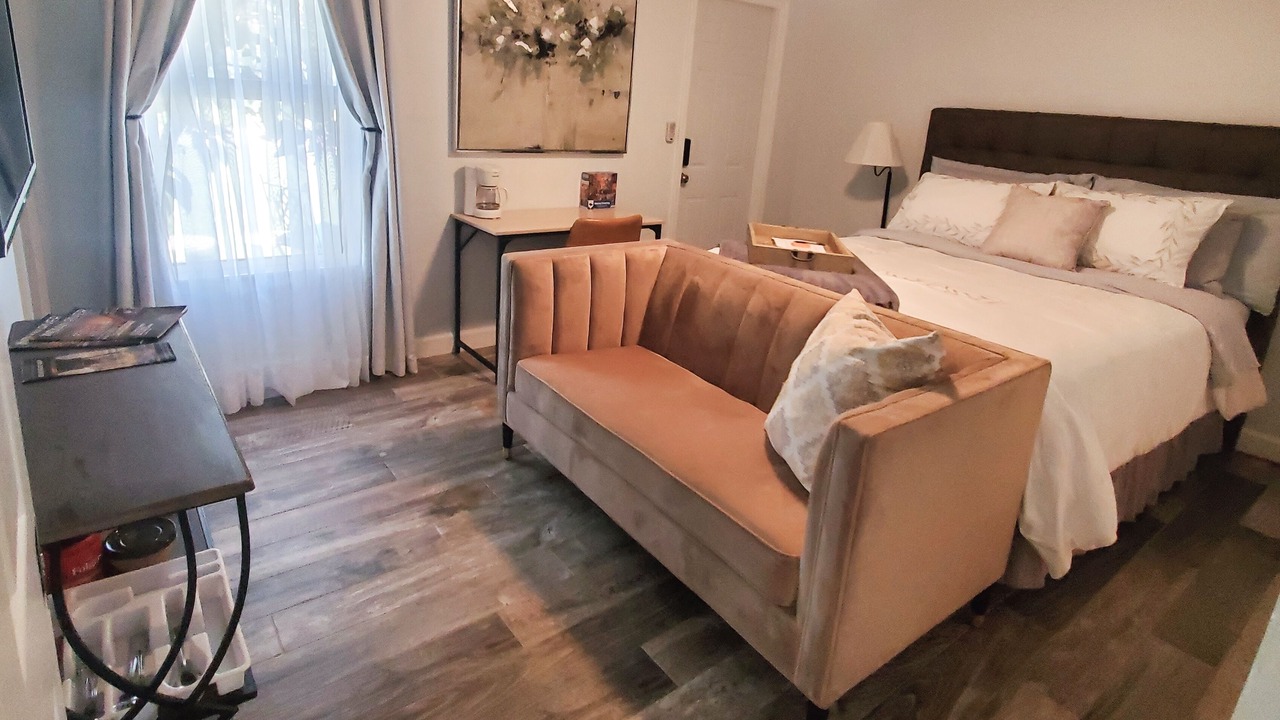 Photo of Bedroom in Florida Ridge