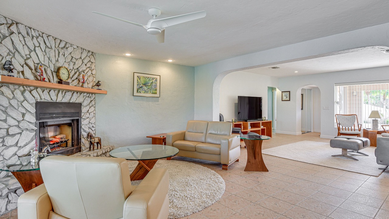 Photo of Livingroom in Memphis