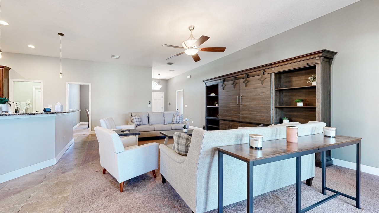 Photo of Livingroom in Plant City