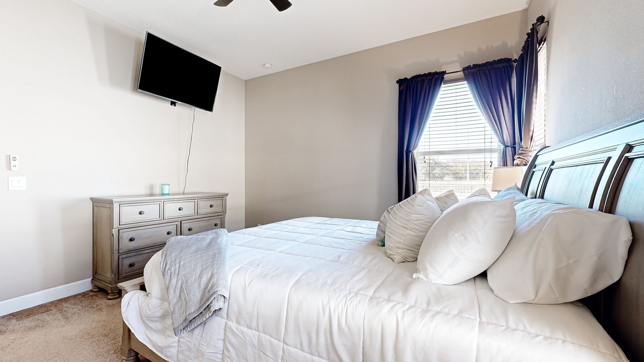 Photo of Bedroom in Plant City